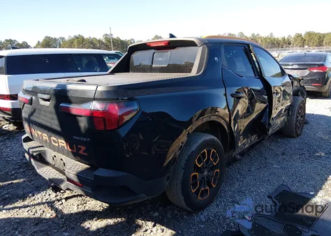 2022 Hyundai Santa Cruz Limited z USA, uszkodzony, nr VIN 5NTJEDAF4NH022384